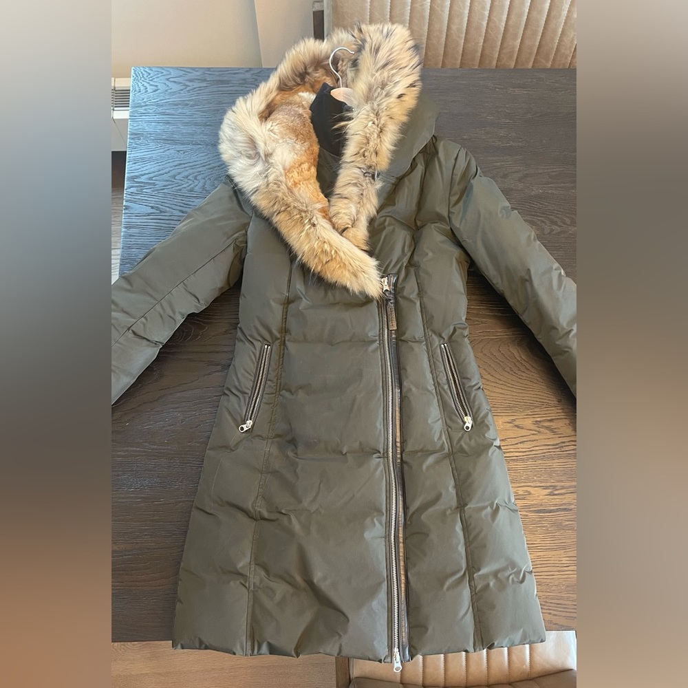 TRISH POWDER TOUCH DOWN COAT WITH NATURAL FUR SIGNATURE MACKAGE COLLAR